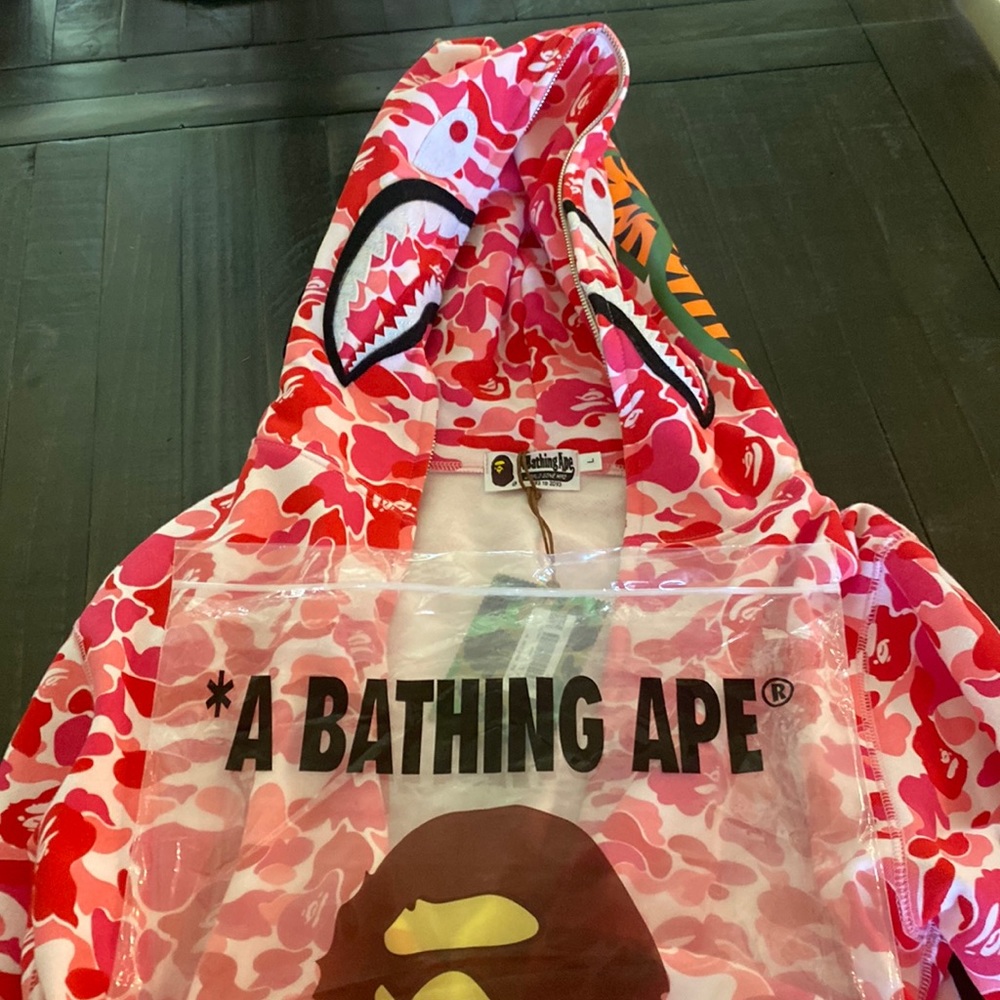 Bape brand new pink